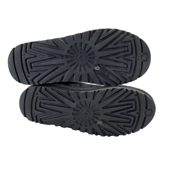 UGG Womens Gray Cable Knit Bailey Bow Boots Size 8 - Picture 5 of 5